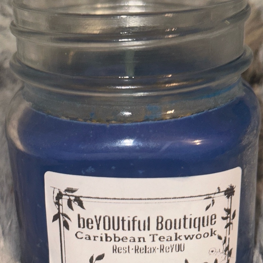 Caribbean teakwood 8oz candle